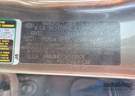 2014 Kia Cadenza Premium z USA, uszkodzony, nr VIN KNALN4D75E5119926